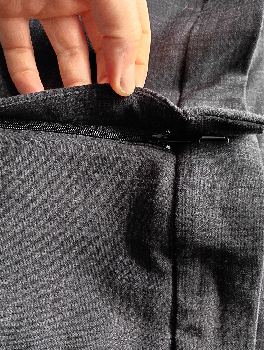 NWT…Adrienne Vittadini Gray Plaid Straight Leg Pants - Picture 6 of 10